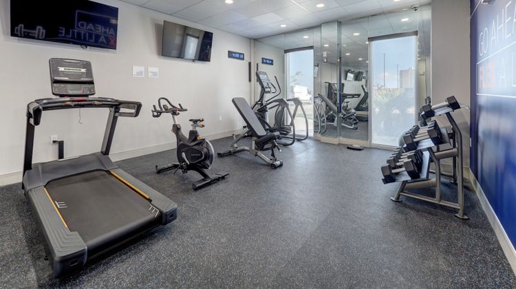 Holiday Inn Express Beachfront Health Club