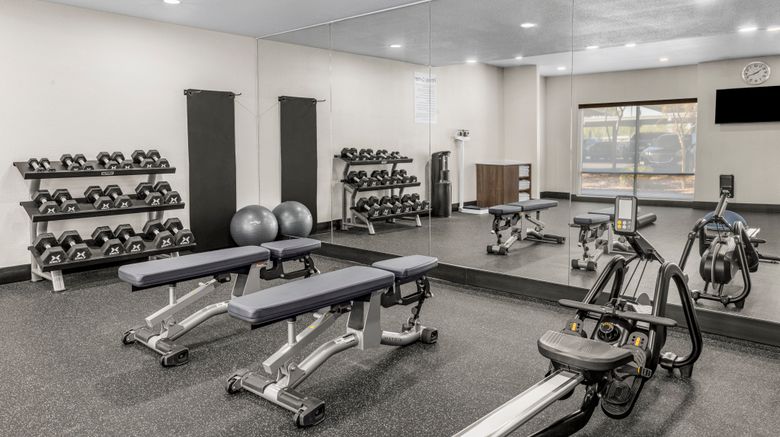 <b>Holiday Inn Express-Suites Phoenix West Health Club</b>. Images powered by <a href="https://www.leonardoworldwide.com/" title="Leonardo Worldwide" target="_blank">Leonardo</a>.