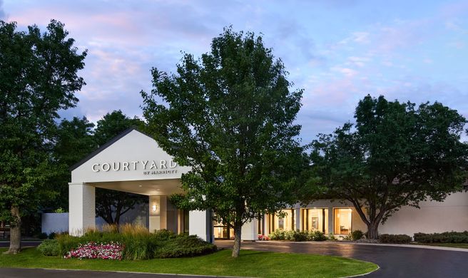Courtyard Fort Collins Exterior