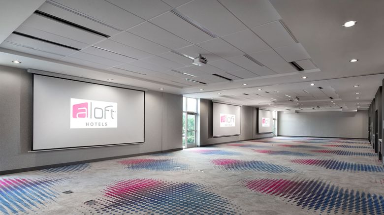 <b>Aloft by Marriott Orlando at SeaWorld Meeting</b>. Images powered by <a href="https://www.leonardoworldwide.com/" title="Leonardo Worldwide" target="_blank">Leonardo</a>.
