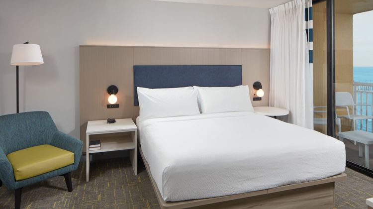 Four Points Virginia Beach Oceanfront Suite