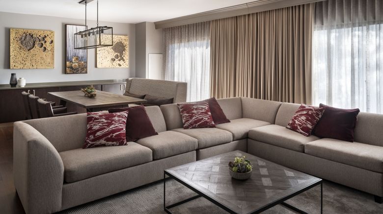 <b>Napa Valley Marriott Hotel & Spa Room</b>. Images powered by <a href="https://www.leonardoworldwide.com/" title="Leonardo Worldwide" target="_blank">Leonardo</a>.