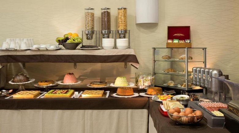 <b>Hotel Premiere, Giugliano Restaurant</b>. Images powered by <a href="https://www.leonardoworldwide.com/" title="Leonardo Worldwide" target="_blank">Leonardo</a>.