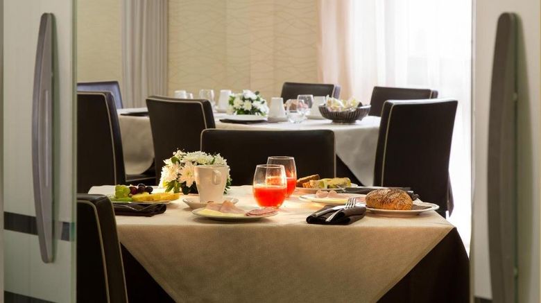 <b>Hotel Premiere, Giugliano Restaurant</b>. Images powered by <a href="https://www.leonardoworldwide.com/" title="Leonardo Worldwide" target="_blank">Leonardo</a>.