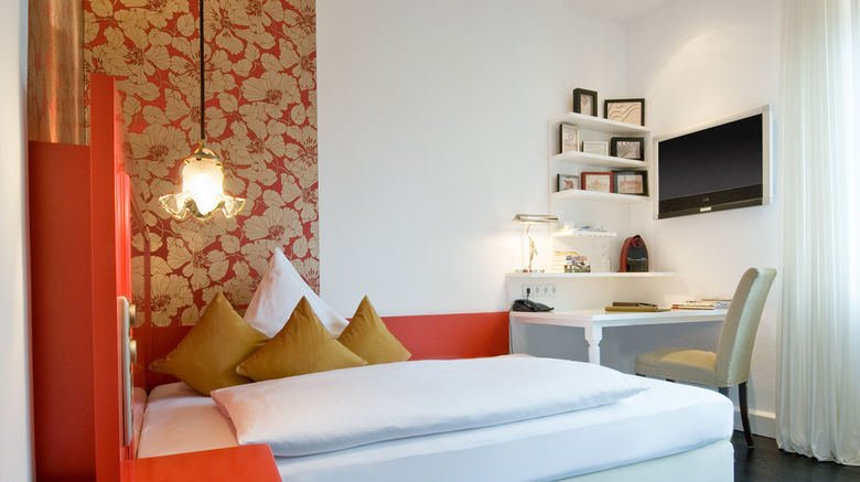 <b>Villa Mittermeier Room</b>. Images powered by <a href="https://www.leonardoworldwide.com/" title="Leonardo Worldwide" target="_blank">Leonardo</a>.