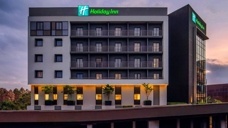 Holiday Inn Nairobi Two Rivers Mall Exterior