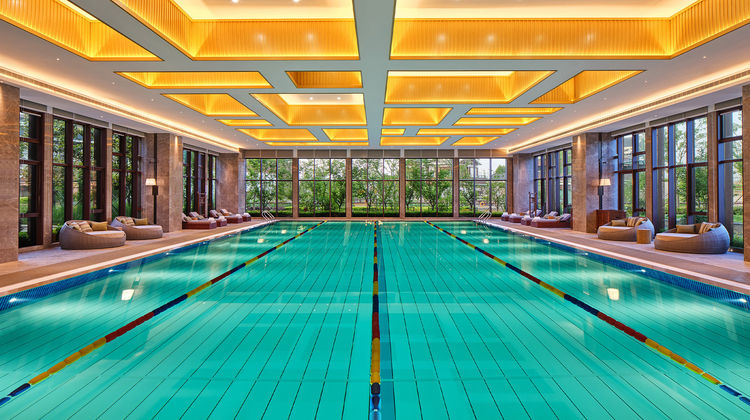 HUALUXE Bay Hot Spring Resort Pool