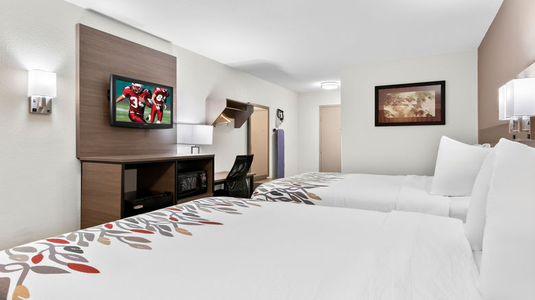 <b>Red Roof Inn Harrisburg North Room</b>. Images powered by <a href="https://www.leonardoworldwide.com/" title="Leonardo Worldwide" target="_blank">Leonardo</a>.