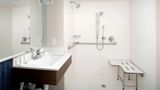 Fairfield Inn & Suites Alexandria West Room