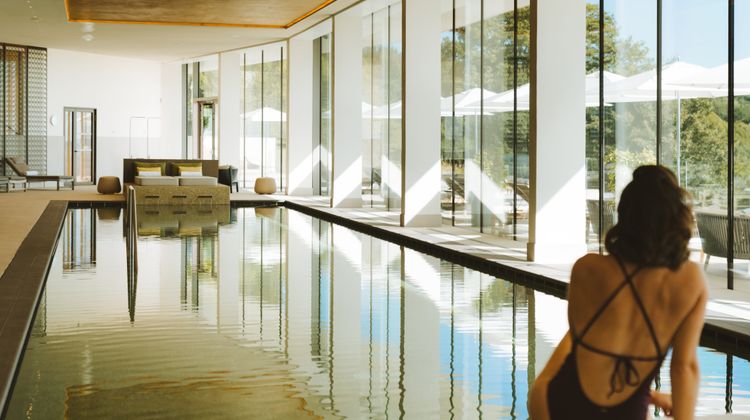 Royal Champagne Hotel & Spa Pool