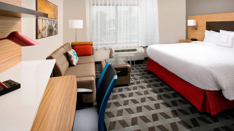 <b>TownePlace Suites Alexandria Ft Belvoir Suite</b>. Images powered by <a href="https://www.leonardoworldwide.com/" title="Leonardo Worldwide" target="_blank">Leonardo</a>.