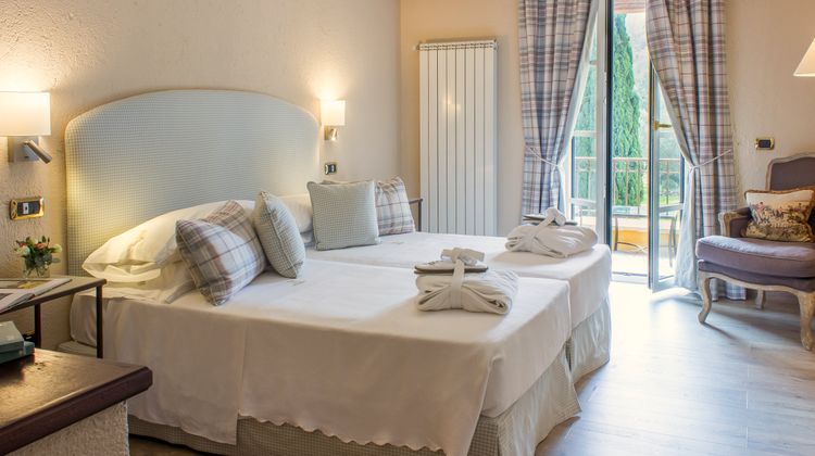 La Meridiana Hotel & Golf Resort Exterior
