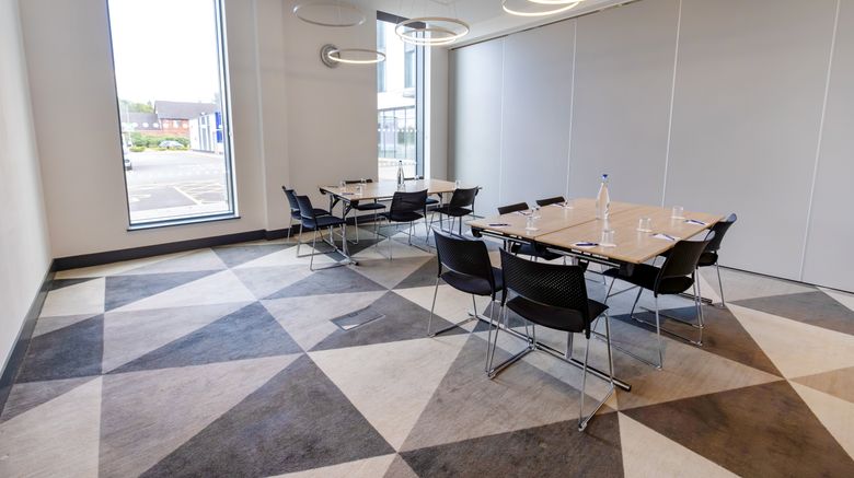 <b>Holiday Inn Express TRAFFORDCITY Meeting</b>. Images powered by <a href="https://www.leonardoworldwide.com/" title="Leonardo Worldwide" target="_blank">Leonardo</a>.