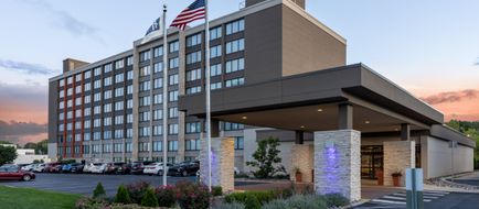 Holiday Inn Express & Stes Ft Washington Exterior