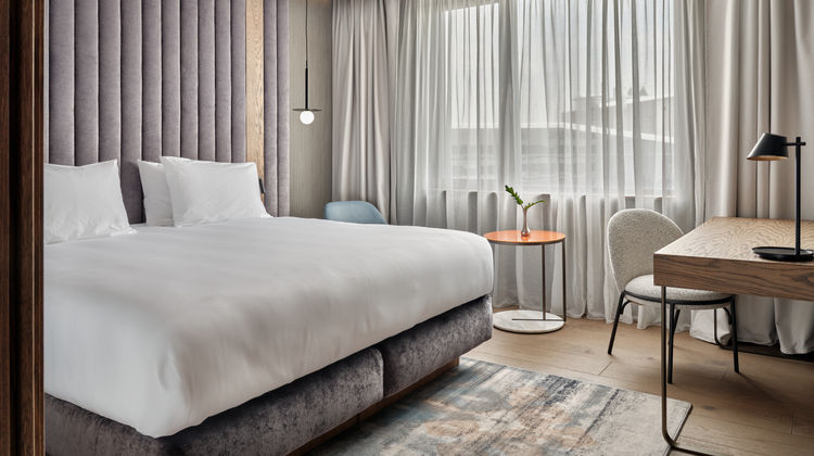 Crowne Plaza Sofia Suite