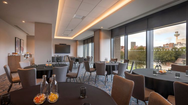 Maldron Hotel Meeting