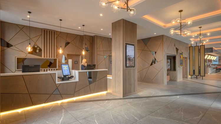 Maldron Hotel Lobby