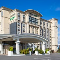 Holiday Inn Parkway Convention Centre