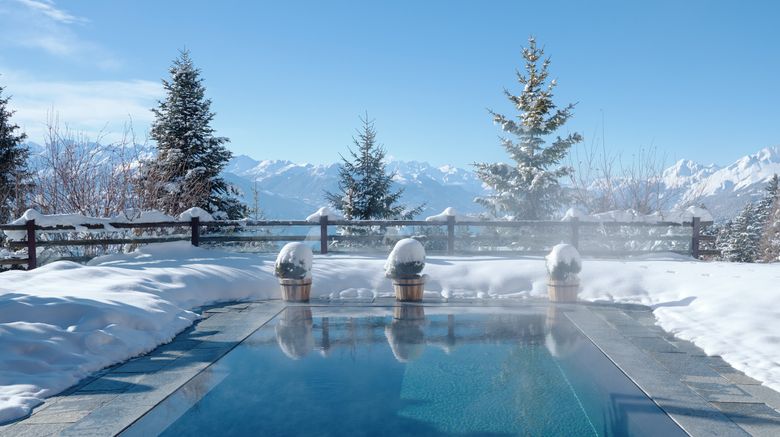 <b>LeCrans Hotel and Spa Pool</b>. Images powered by <a href="https://www.leonardoworldwide.com/" title="Leonardo Worldwide" target="_blank">Leonardo</a>.