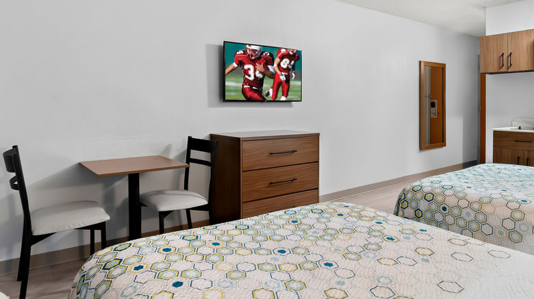 <b>HomeTowne Studios Auburn Hills Room</b>. Images powered by <a href="https://www.leonardoworldwide.com/" title="Leonardo Worldwide" target="_blank">Leonardo</a>.