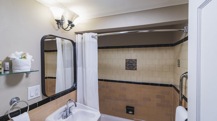 Sonora Inn Room
