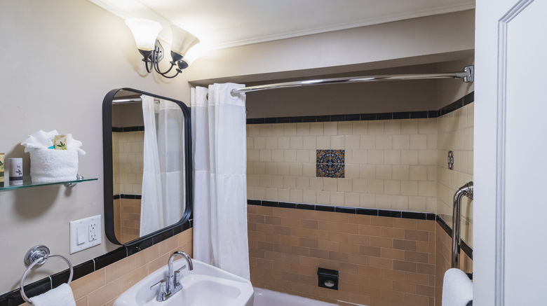 <b>Sonora Inn Room</b>. Images powered by <a href="https://www.leonardoworldwide.com/" title="Leonardo Worldwide" target="_blank">Leonardo</a>.
