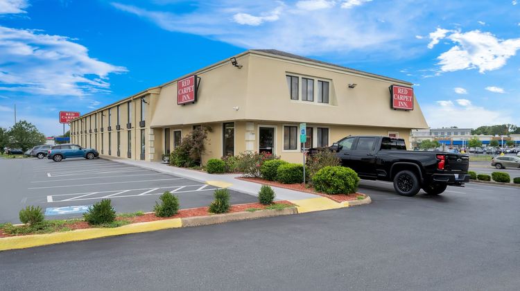 Red Carpet Inn Quantico Exterior