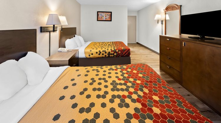 Red Carpet Inn Quantico Room
