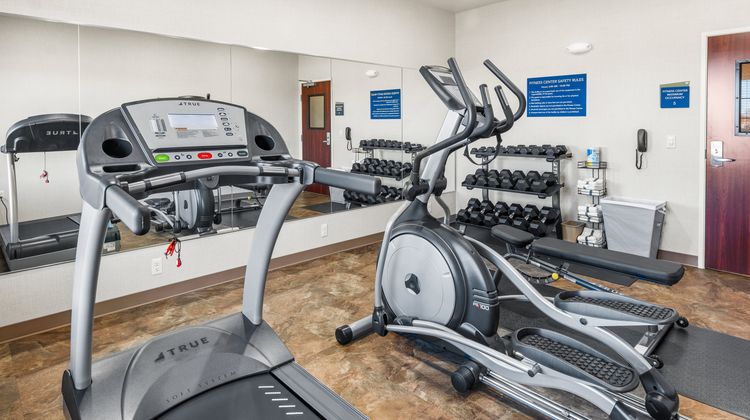 Cobblestone Hotel & Suites Health Club