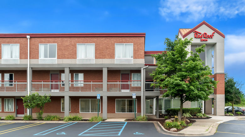 Red Roof Inn Auburn Hills Exterior. Images powered by <a href="https://www.leonardoworldwide.com" target="_blank" rel="noopener">Leonardo</a>.