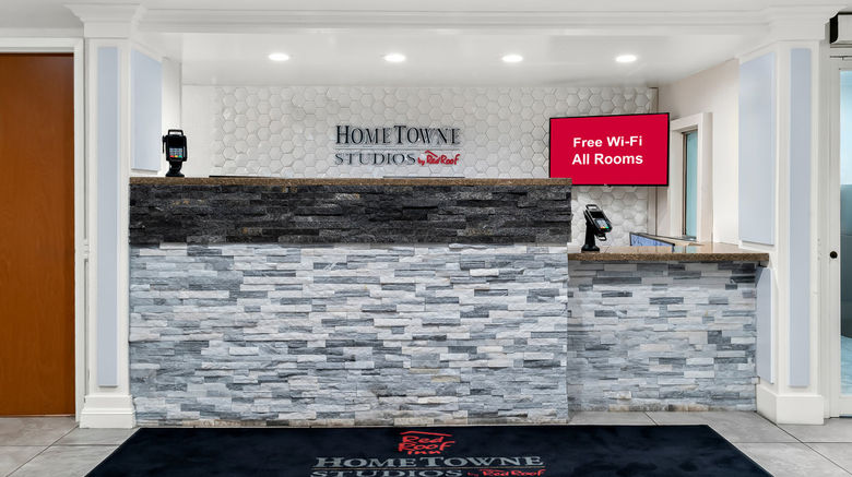 <b>Red Roof Inn Auburn Hills Lobby</b>. Images powered by <a href="https://www.leonardoworldwide.com/" title="Leonardo Worldwide" target="_blank">Leonardo</a>.