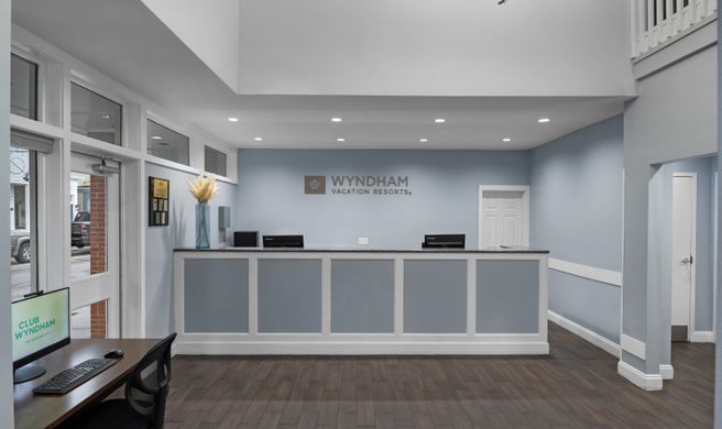 Wyndham Vacation Resorts-Newport Onshore Lobby