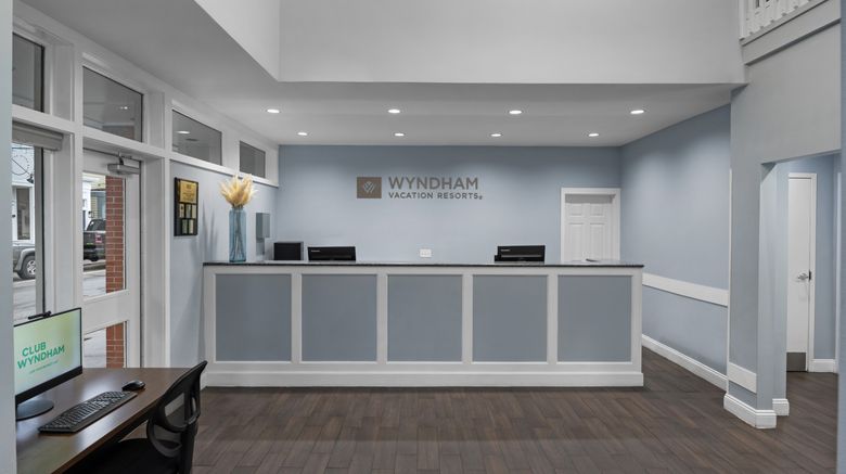 <b>Wyndham Vacation Resorts-Newport Onshore Lobby</b>. Images powered by <a href="https://www.leonardoworldwide.com/" title="Leonardo Worldwide" target="_blank">Leonardo</a>.