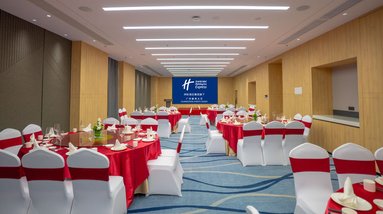 Holiday Inn Express Panyu Dashi Meeting