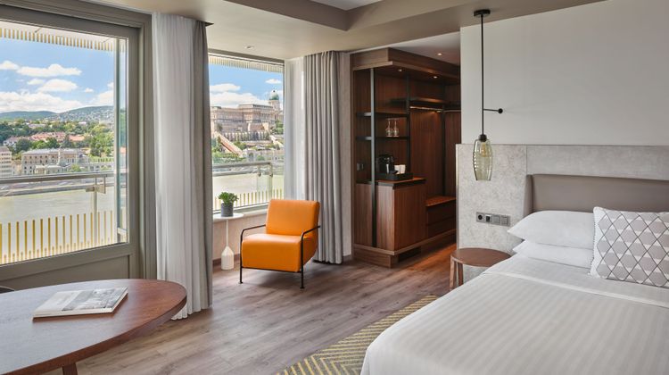 Budapest Marriott Hotel Suite