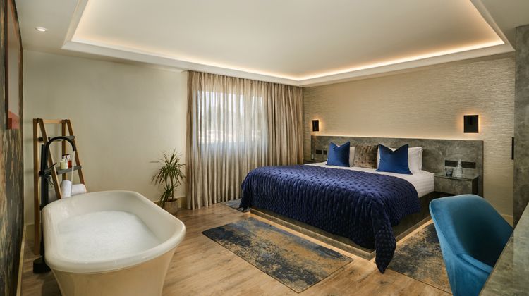 Langstone Hotel Suite