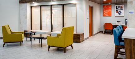Holiday Inn Express & Stes Bradenton E. Exterior