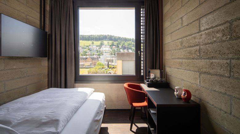 <b>Tailormade Hotel LEO St Gallen Room</b>. Images powered by <a href="https://www.leonardoworldwide.com/" title="Leonardo Worldwide" target="_blank">Leonardo</a>.