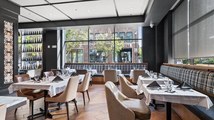 Hotel Indigo Baton Rouge Dtwn Riverfront Restaurant
