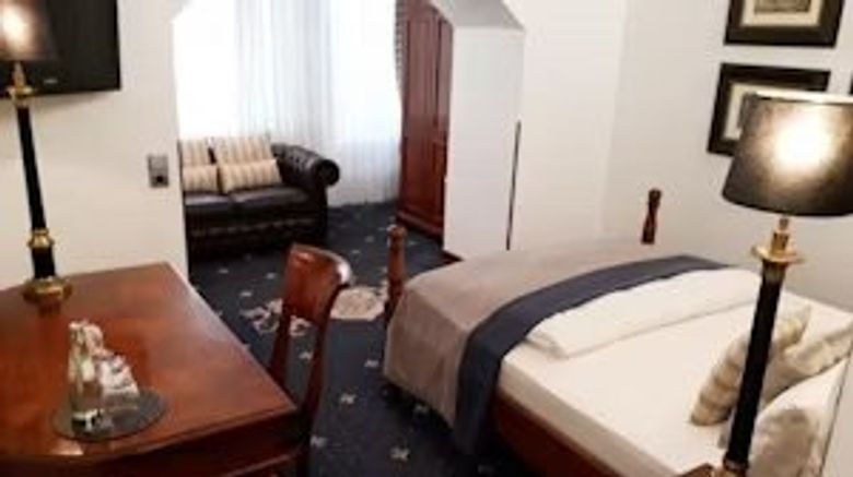 <b>Hotel Windsor Dus Room</b>. Images powered by <a href="https://www.leonardoworldwide.com/" title="Leonardo Worldwide" target="_blank">Leonardo</a>.