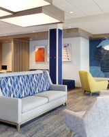 Holiday Inn Express & Suites Clarksville
