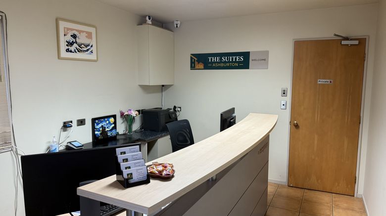 <b>The Suites Ashburton Lobby</b>. Images powered by <a href="https://www.leonardoworldwide.com/" title="Leonardo Worldwide" target="_blank">Leonardo</a>.