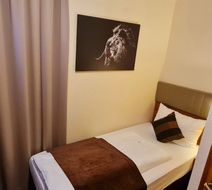 Hotel Frankfurt Messe Room