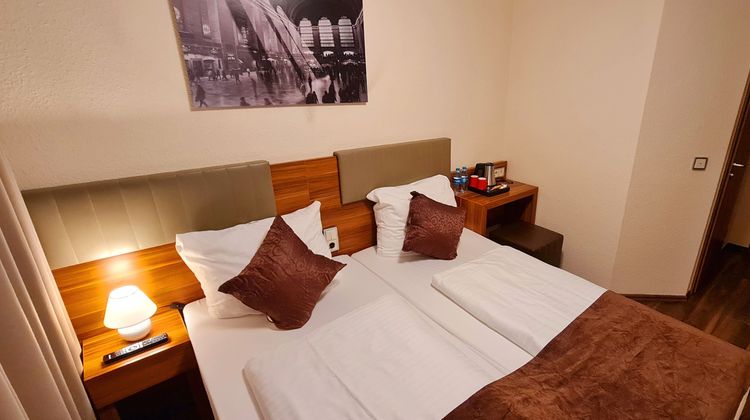 Hotel Frankfurt Messe Room