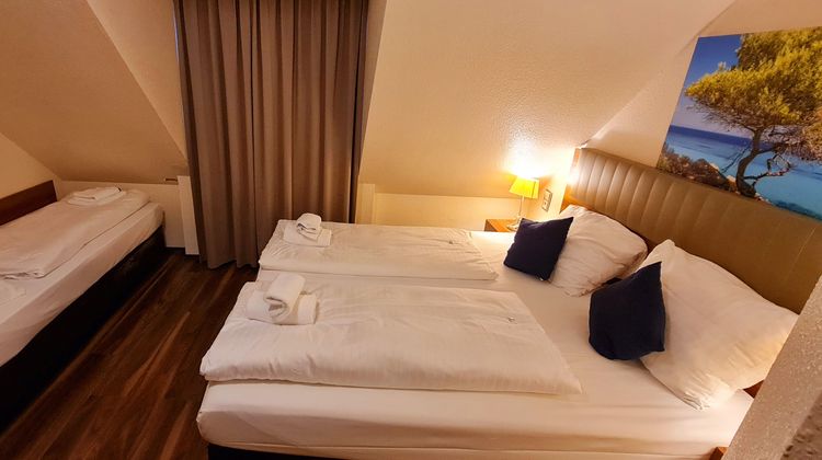 Hotel Frankfurt Messe Room