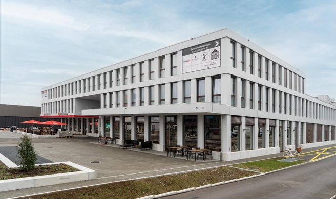 Tailormade Hotel BAB Bachenbulach Exterior