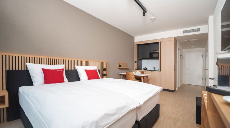 <b>Tailormade Hotel BAB Bachenbulach Room</b>. Images powered by <a href="https://www.leonardoworldwide.com/" title="Leonardo Worldwide" target="_blank">Leonardo</a>.