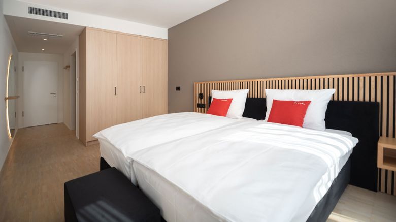 <b>Tailormade Hotel BAB Bachenbulach Room</b>. Images powered by <a href="https://www.leonardoworldwide.com/" title="Leonardo Worldwide" target="_blank">Leonardo</a>.