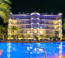 Manoah Boutique Hotel Exterior