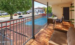 Tumut Farrington Motel